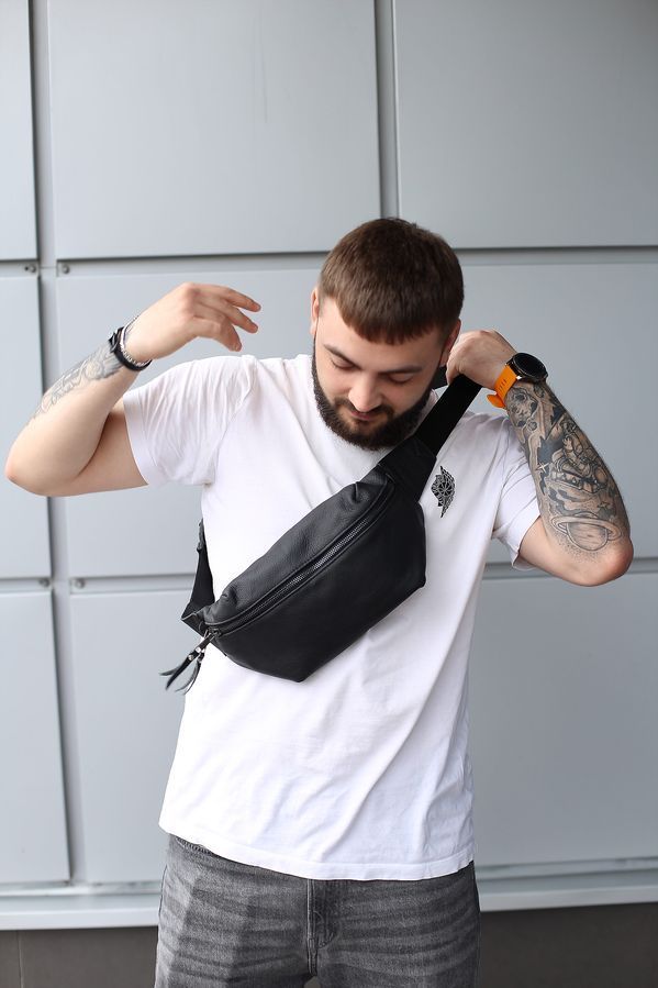 Сумка чоловіча SKILL бананка із натуральної шкіри чорна SKL-006-1 фото